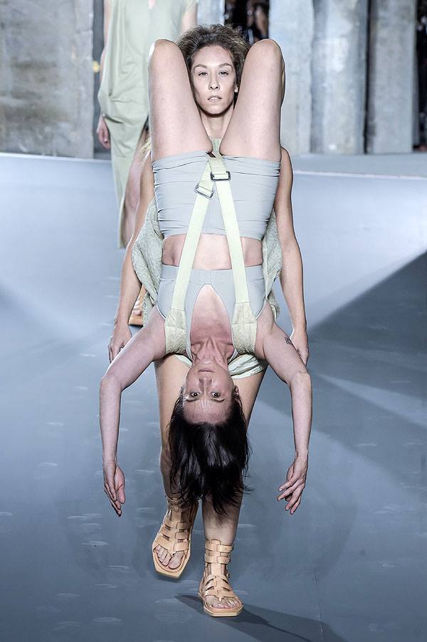 圖片來源:Hint Fashion Magazine