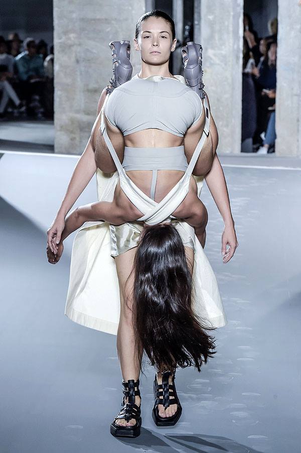 圖片來源:Hint Fashion Magazine