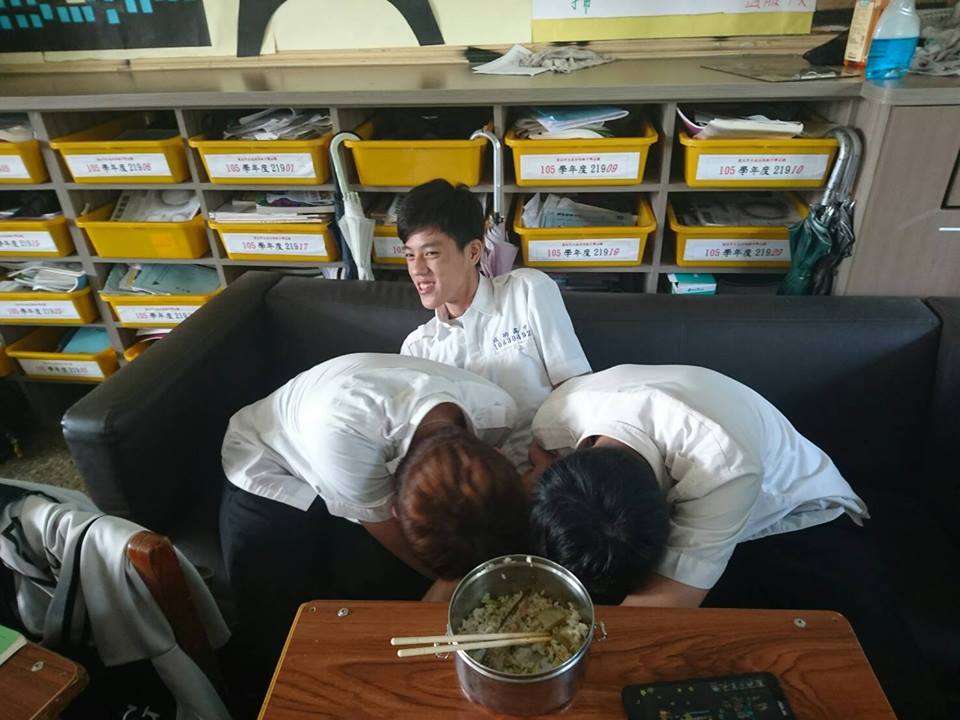 圖片來源:整個很成功高中